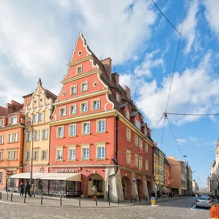 Komfort House Rynek Вроцлав